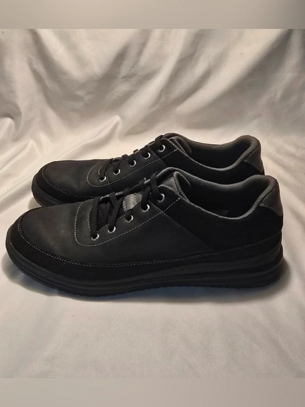 Skechers Proven - Aldeno Men's Leather Casual Sneakers - Black - Size 11.5 US